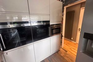 Photo 5- click for photo gallery